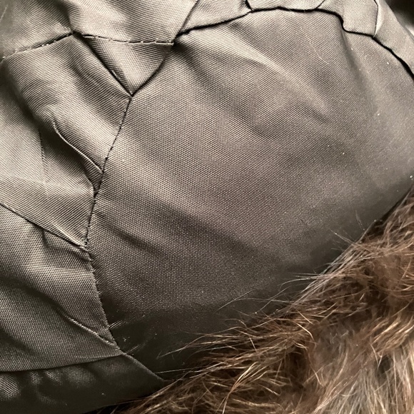 Escada Blue Frostfox Hat - Picture 10 of 10